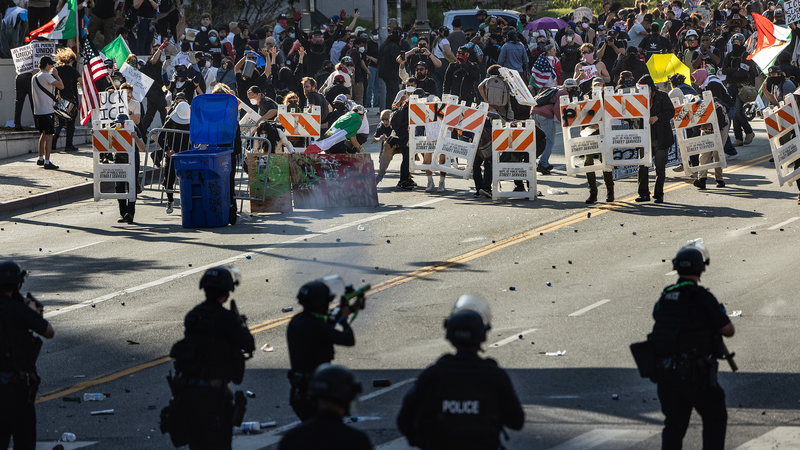 U_S__Protests_Surge_Beyond_LA_as_Immigration_Crackdown_Fuels_Unrest video poster