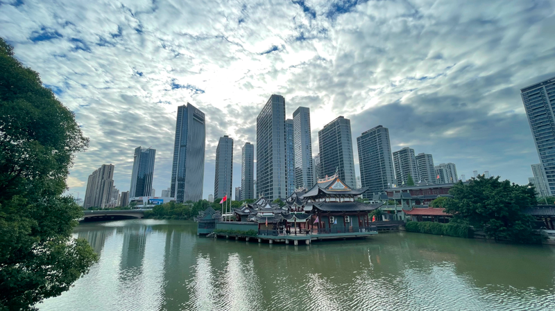 Wenzhou’s Private Sector Soars Amid Chinese Business Boom Wenzhou_s_Private_Sector_Soars_Amid_Chinese_Business_Boom