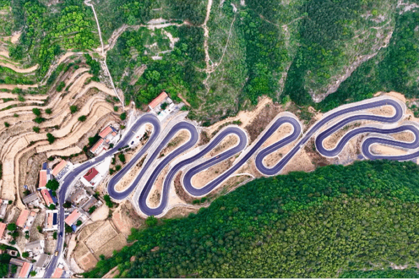 Winding Wonder: 16 Jaw-Dropping Turns on Taihang Highway Winding_Wonder__16_Jaw_Dropping_Turns_on_Taihang_Highway video poster