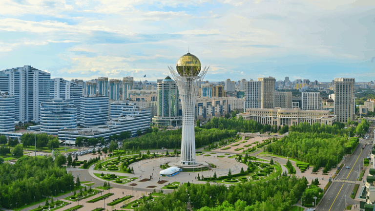 Xi_Jinping_Heads_to_Astana_for_2nd_China_Central_Asia_Summit