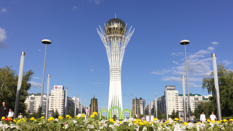 Xi Jinping Wraps Up Dynamic Visit in Astana Xi_Jinping_Wraps_Up_Dynamic_Visit_in_Astana