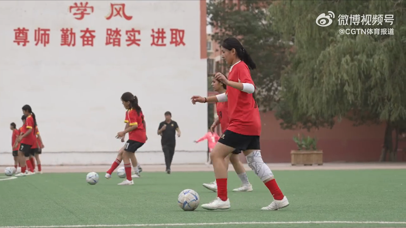 Xinjiang Girls Aim for National Football Glory Xinjiang_Girls_Aim_for_National_Football_Glory video poster