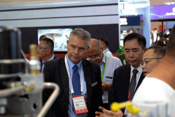 Beijing Rail Congress Ignites High-Speed Innovation! Beijing_Rail_Congress_Ignites_High_Speed_Innovation_ video poster