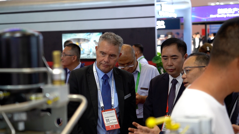 Beijing_Rail_Congress_Ignites_High_Speed_Innovation__poster - News for amigos, by amigos Beijing_Rail_Congress_Ignites_High_Speed_Innovation_ video poster