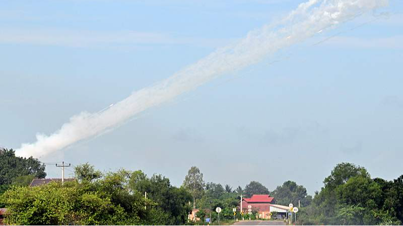 Cambodia_Bans_Flights_Over_Conflict_Zones_near_Thailand - News for amigos, by amigos Cambodia_Bans_Flights_Over_Conflict_Zones_near_Thailand