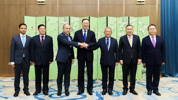 Cambodia__Thailand_Reaffirm_Ceasefire_in_Shanghai_Meeting