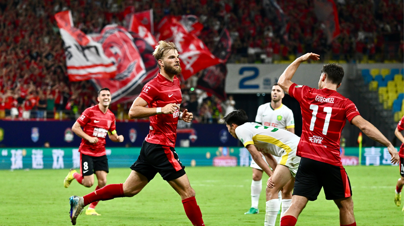 Chengdu_Rongcheng_Stuns_Beijing_Guoan_in_2_0_CSL_Thriller