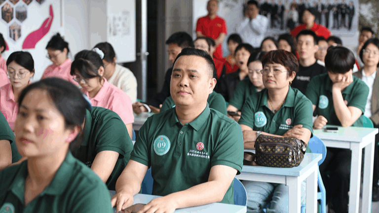 China_Unveils_Bold_Plan_to_Boost_Domestic_Service_Industry