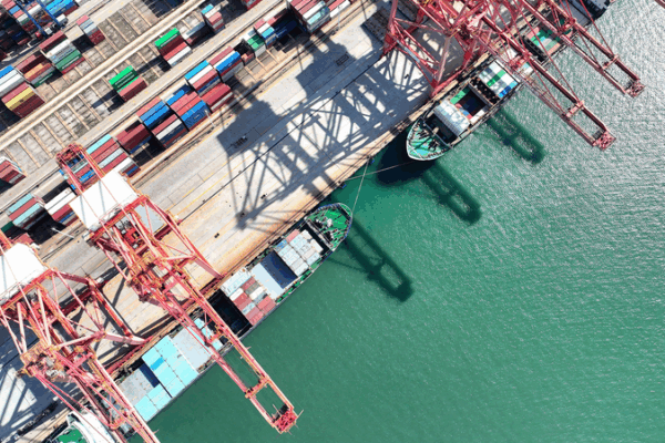 China’s Foreign Trade Climbs 2.9% in H1 2025 China_s_Foreign_Trade_Climbs_2_9__in_H1_2025
