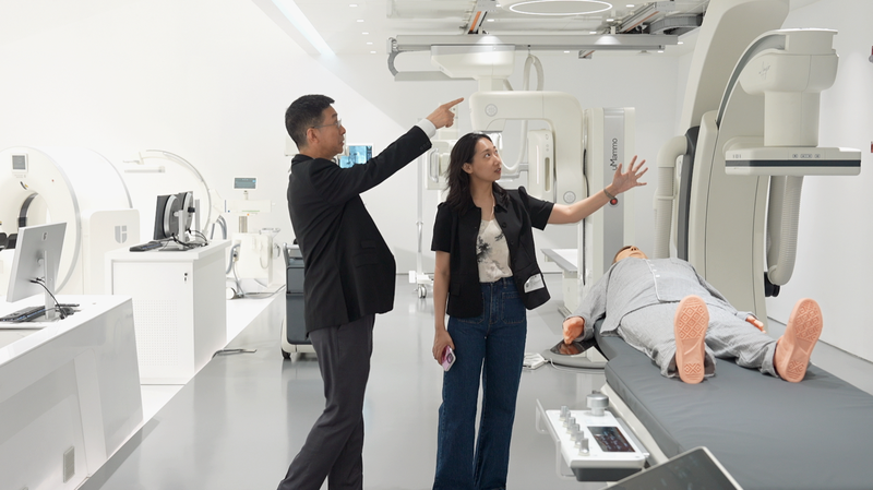 Chinese_Med_Imaging_Firm_Expands_in_Brazil_poster - News for amigos, by amigos Chinese_Med_Imaging_Firm_Expands_in_Brazil video poster