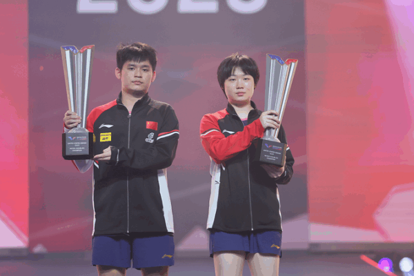 Chinese Paddlers Shine with Doubles Wins at WTT US Smash! Chinese_Paddlers_Shine_with_Doubles_Wins_at_WTT_US_Smash_