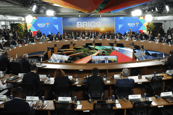 Chinese Premier Champions Open Economy at BRICS Summit Chinese_Premier_Champions_Open_Economy_at_BRICS_Summit