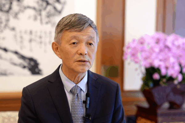 Dunhuang Academy Director Unveils Heritage Protection Measures Dunhuang_Academy_Director_Unveils_Heritage_Protection_Measures video poster