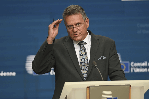 EU Threatens $84B Tariff on U.S. Goods if Talks Fail EU_Threatens__84B_Tariff_on_U_S__Goods_if_Talks_Fail