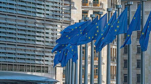 EU Unleashes Nuclear Option Against Trump Tariff Threat EU_Unleashes_Nuclear_Option_Against_Trump_Tariff_Threat