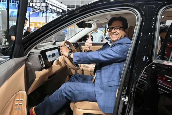 Global Automakers Dive into the Chinese Mainland’s Smart Supply Chain Global_Automakers_Dive_into_the_Chinese_Mainland_s_Smart_Supply_Chain