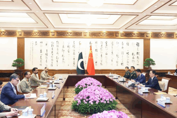 Han Zheng & Asim Munir Strengthen Ties in Beijing Han_Zheng___Asim_Munir_Strengthen_Ties_in_Beijing