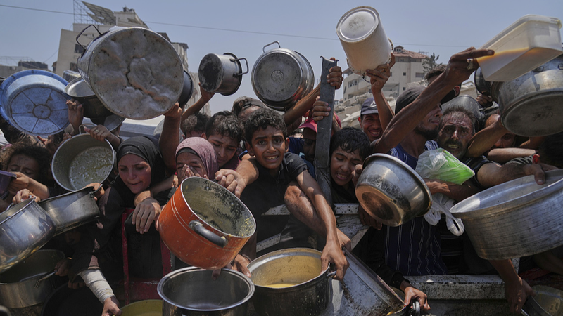 Israel Lets Aid Drops Deliver Relief in Crisis-Hit Gaza Israel_Lets_Aid_Drops_Deliver_Relief_in_Crisis_Hit_Gaza