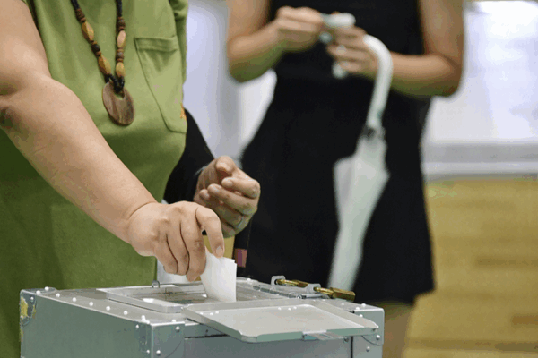 Japan’s Ruling Coalition Faces Upper House Setback Japan_s_Ruling_Coalition_Faces_Upper_House_Setback