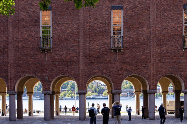 Key_Meeting_Boosts_Equal___Constructive_China_US_Trade