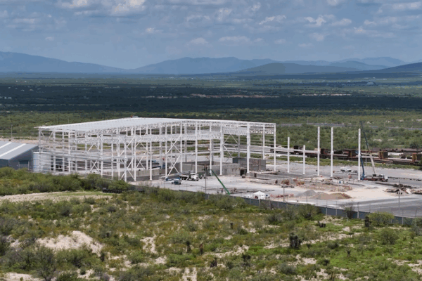 Mexico_Diversifies_Trade_as_US_Tariff_Pause_Ends video poster