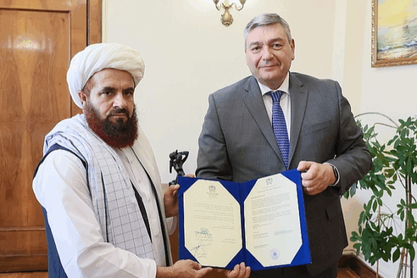 Moscow Recognizes Afghan Interim Government Moscow_Recognizes_Afghan_Interim_Government