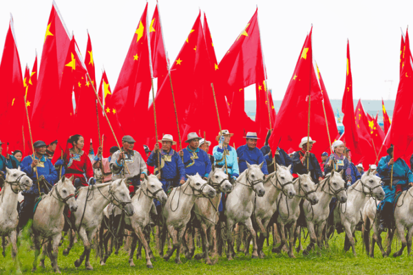 Naadam Festival Sparks Vibrant Grassland Spirit in Inner Mongolia Naadam_Festival_Sparks_Vibrant_Grassland_Spirit_in_Inner_Mongolia