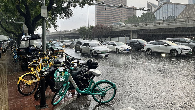 Rainstorm_Forces_3_000__Evacuated_in_Beijing_s_Miyun_District