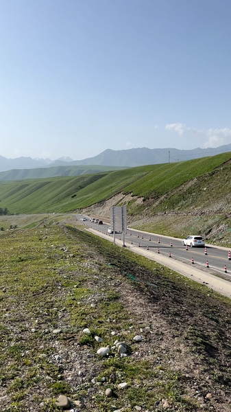 Ride Through Four Seasons on Xinjiang’s Duku Highway Ride_Through_Four_Seasons_on_Xinjiang_s_Duku_Highway video poster