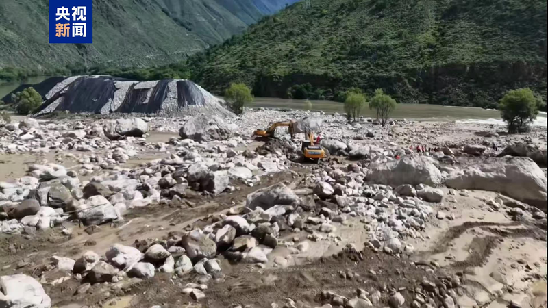 Sichuan_Landslides__4_Villagers_Missing_Amid_Heavy_Rain