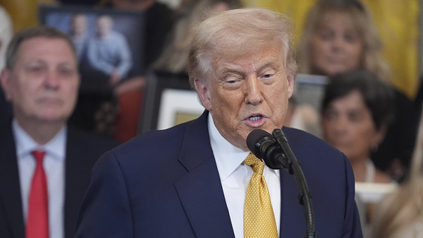 Trump Eyes Trade Deals with India & EU Before Tariff Hike Trump_Eyes_Trade_Deals_with_India___EU_Before_Tariff_Hike