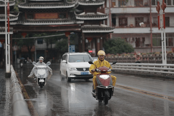 Typhoon Alert: 2-3 Storms Set for the Chinese Mainland in August Typhoon_Alert__2_3_Storms_Set_for_the_Chinese_Mainland_in_August
