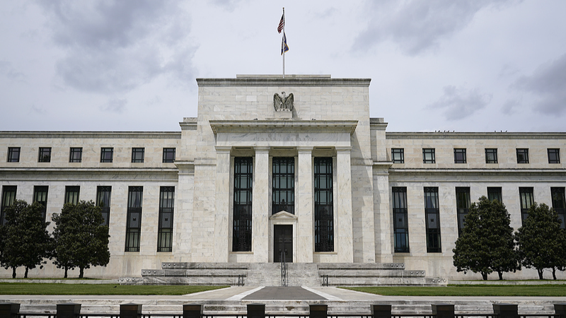 US Fed Report: Economy in a Pessimistic Zone Amid Tariffs US_Fed_Report__Economy_in_a_Pessimistic_Zone_Amid_Tariffs