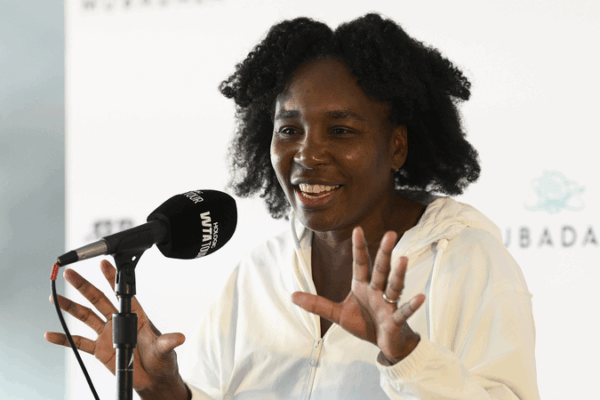 Venus Williams Makes a Smash Return to Tennis Venus_Williams_Makes_a_Smash_Return_to_Tennis