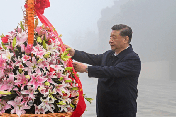 Xi Honors War Martyrs in Yangquan Tribute Xi_Honors_War_Martyrs_in_Yangquan_Tribute video poster