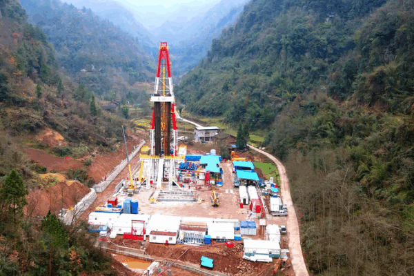 Sinopec Uncovers 165 Billion m³ in New Hongxing Shale Gas Field Sinopec Uncovers 165 Billion m³ in New Hongxing Shale Gas Field