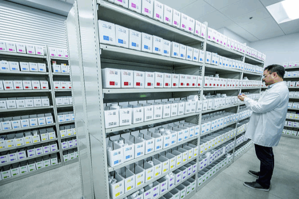 Trump’s Pharma Tariff Threat: Experts Question the Benefits