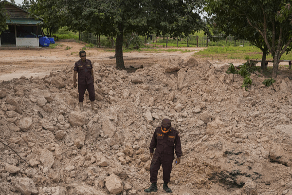 ASEAN Observers Monitor Cambodia-Thailand Border After Ceasefire ASEAN_Observers_Monitor_Cambodia_Thailand_Border_After_Ceasefire