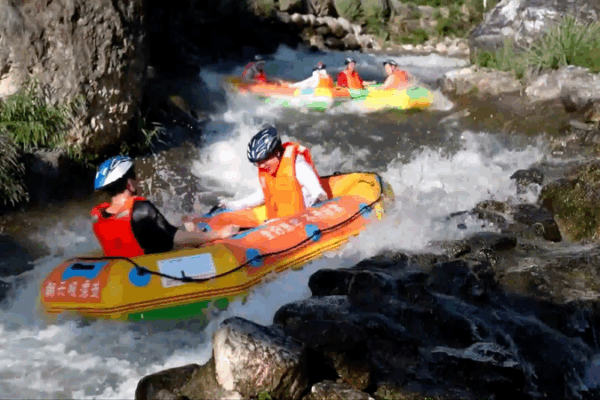 Yichang’s Epic Rafting Routes Make a Splash This Summer Yichang’s Epic Rafting Routes Make a Splash This Summer video poster