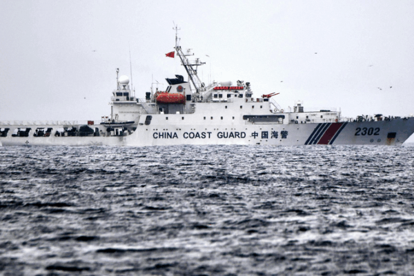 CCG Expels Japanese Vessel from Diaoyu Dao Waters CCG_Expels_Japanese_Vessel_from_Diaoyu_Dao_Waters