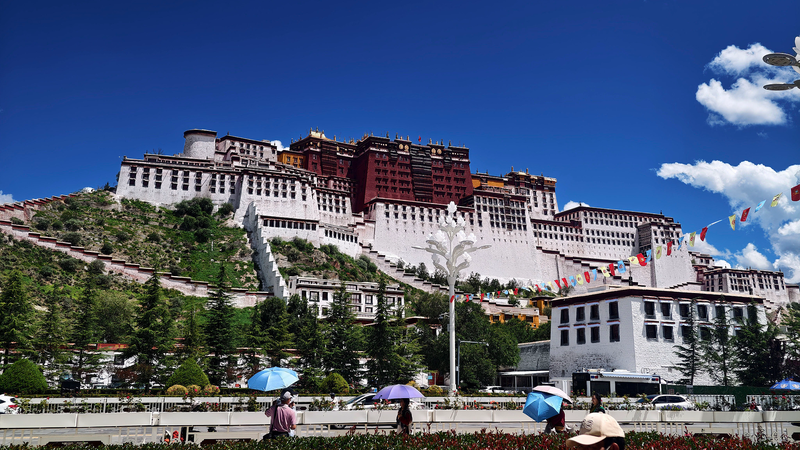 CMG Celebrates 60 Years of Xizang Autonomous Region in New Special CMG_Celebrates_60_Years_of_Xizang_Autonomous_Region_in_New_Special