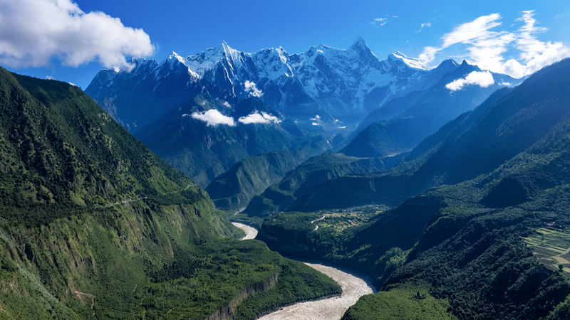 Live Stream: Namcha Barwa’s Himalayan Beauty Unfolds 🌄 video poster