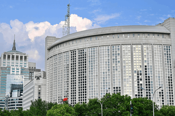 China Backs Peaceful Settlement of Ukraine Crisis, Calls for Inclusive Talks China_Backs_Peaceful_Settlement_of_Ukraine_Crisis__Calls_for_Inclusive_Talks