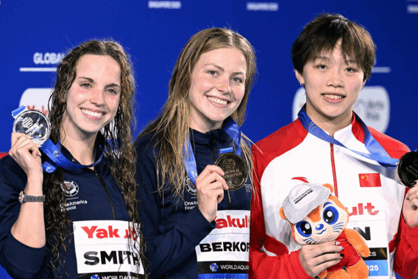 Chinese Swimmers Shine with Two Bronzes; Popovici Sets 100m Free Record Chinese_Swimmers_Shine_with_Two_Bronzes__Popovici_Sets_100m_Free_Record