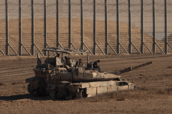 Israeli Tanks Encircle Gaza City Amid UN Famine Alarm Israeli_Tanks_Encircle_Gaza_City_Amid_UN_Famine_Alarm