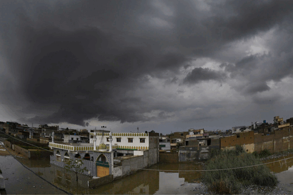 Karachi Floods: 11 Dead, 10 Injured in Record Downpours Karachi_Floods__11_Dead__10_Injured_in_Record_Downpours