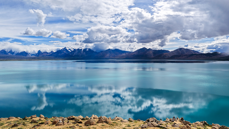 Lake Pelku: A Highland Gem in Xizang Lake_Pelku__A_Highland_Gem_in_Xizang