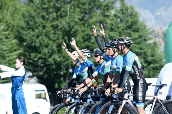 Live from Xizang: Top Cyclists Battle in 6th Trans-Himalaya Race Live_from_Xizang__Top_Cyclists_Battle_in_6th_Trans_Himalaya_Race video poster