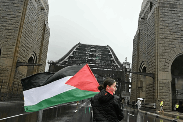 Massive Pro-Palestine Protest on Sydney Harbour Bridge Massive_Pro_Palestine_Protest_on_Sydney_Harbour_Bridge