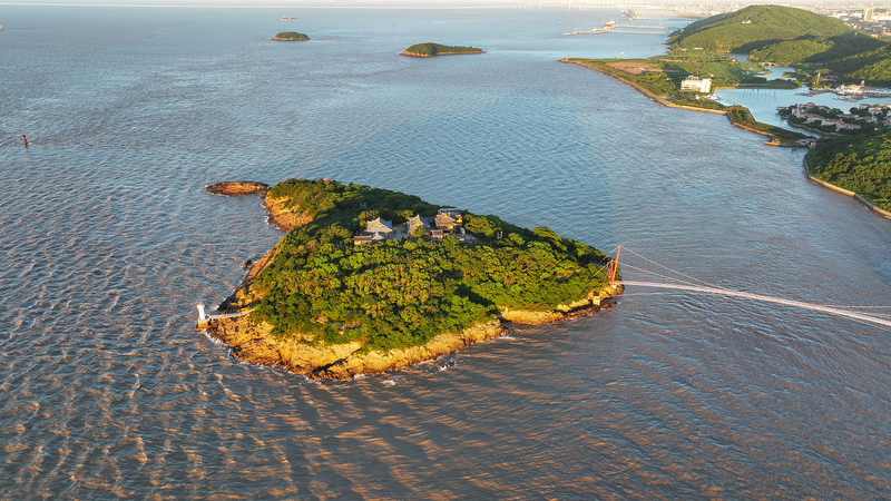 Minghu_Lake_Live__Scenic_Escape_in_Zhejiang_poster - News for amigos, by amigos Minghu_Lake_Live__Scenic_Escape_in_Zhejiang video poster